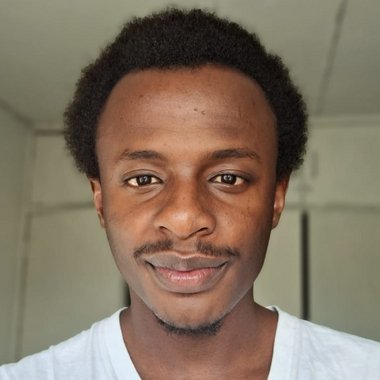 Melvin W. - Freelance Mixing Engineer