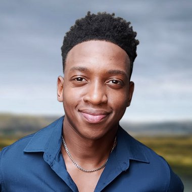 Ora M. - Freelance Pitch Deck Designer