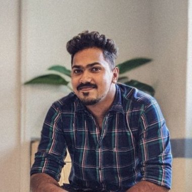 P H. - Freelance Link Building Specialist