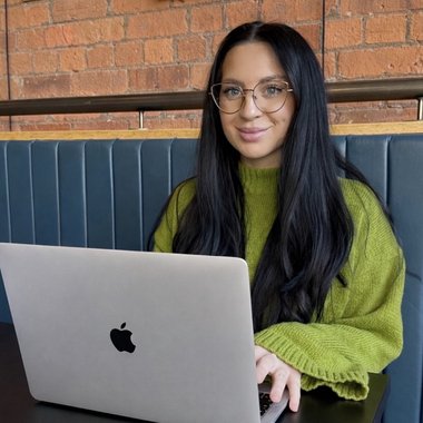 Emily C. - Freelance Social Media Freelancer