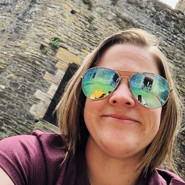 Peanut D. - Freelance Graphic Designer