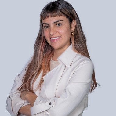 Paula S. - Freelance Graphic Designer