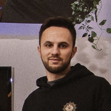 Simone V. - Freelance Recording Studio