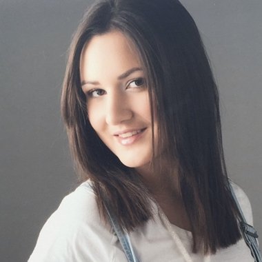 Nakiya_Martinoni - Freelance Video Editor