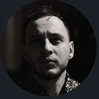 Sergiy L. - Freelance Graphic Designer