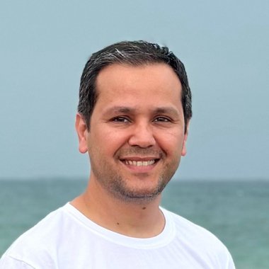 Omid R. - Freelance Ui Designer