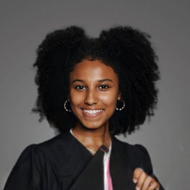 Melanie G. - Freelance Graphic Designer