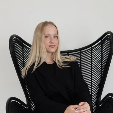 Susanna U. - Freelance Digital Marketer