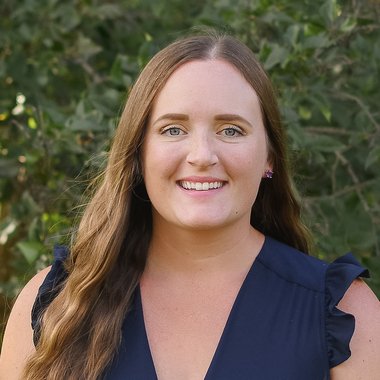 Shealena H. - Freelance Brand Designer