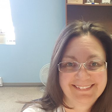 Deanna J. - Freelance Data Analyst