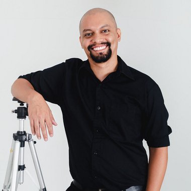 EDMI P. - Freelance Music Producer