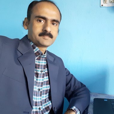 AbhayKumar7 - Freelance Graphic Designer