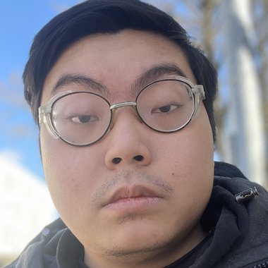 Phuc P. - Freelance Graphic Designer