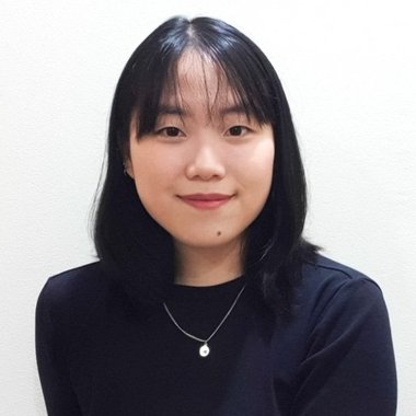 Fiona D. - Freelance Graphic Designer