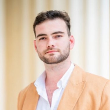 Lucian G. - Freelance Marketer