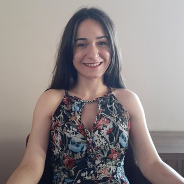 Melike - Freelance Content Creator