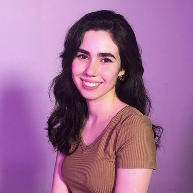 María E. - Freelance Web Designer