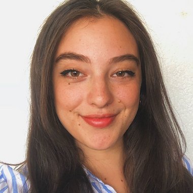 Nadia F. - Freelance Illustrator