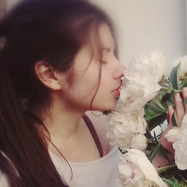 Olha V. - Freelance Character Designer