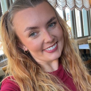 Lydia B. - Freelance Social Media Freelancer