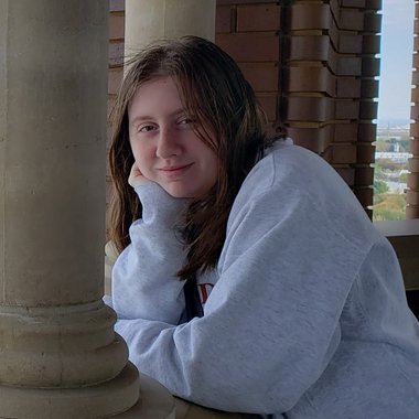 Amy J. - Freelance Designer