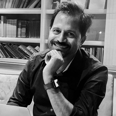 Saleem M. - Freelance Web Designer