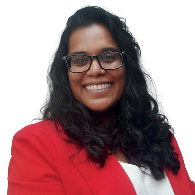Sora N. - Freelance Presentation Designer