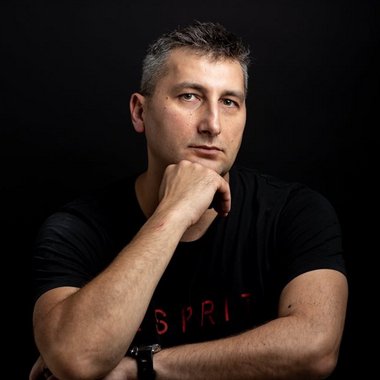 Victor H. - Freelance Photographer