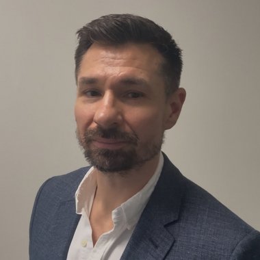 Gareth M. - Freelance Fractional Cto