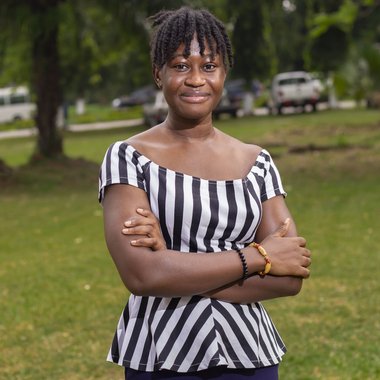 Rosemond - Freelance Graphic Designer