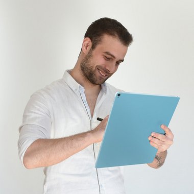 Igor P. - Freelance Web Designer