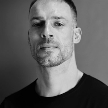 Blue D. - Freelance Graphic Designer