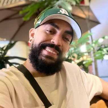 Leonard F. - Freelance Video Editor