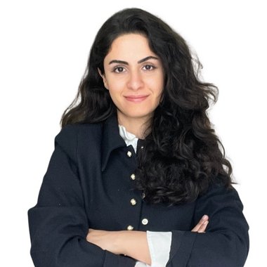 LUNA F. - Freelance Community Manager