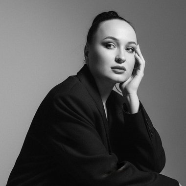 Natalya - Freelance Brand Designer