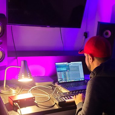 InfiniteSourceBeats - Freelance Music Producer