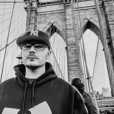 Lukas H. - Freelance Music Producer