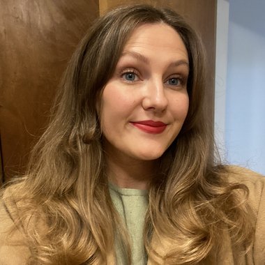 Kathryn E. - Freelance Artworker