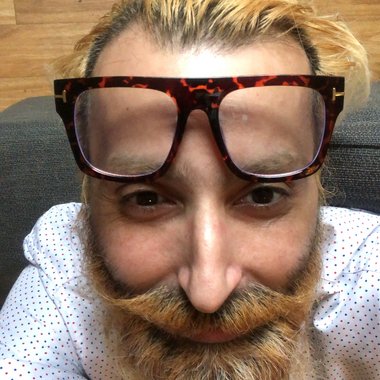 Casra H. - Freelance Actor