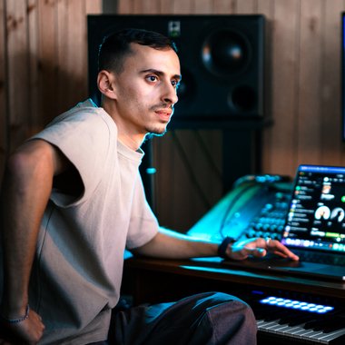 Gal R. - Freelance Mixing Engineer