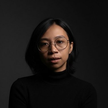 Daisy Z. - Freelance Artworker