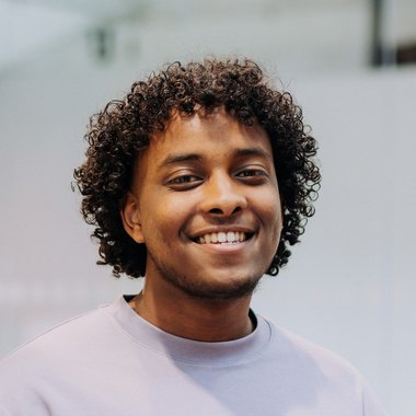 Saber A. - Freelance Copywriter