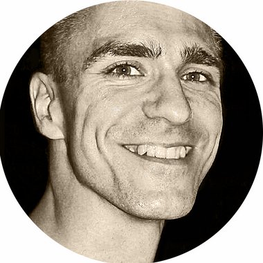 Miklós A. - Freelance Presentation Designer