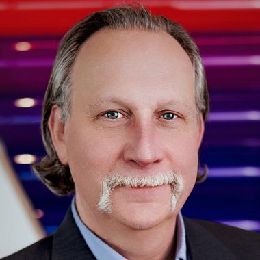 Thomas H. - Freelance Video Editor