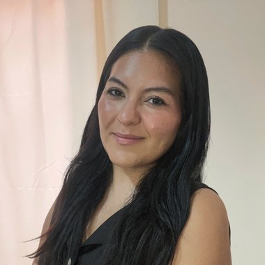 Nancy S. - Freelance Graphic Designer