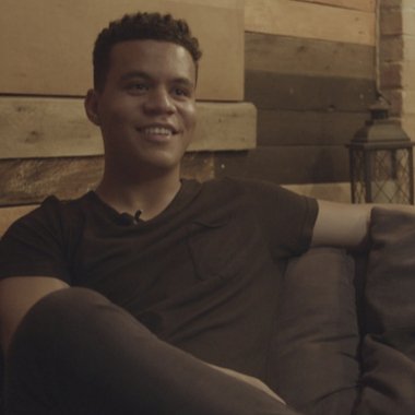 Vinícius N. - Freelance Singer