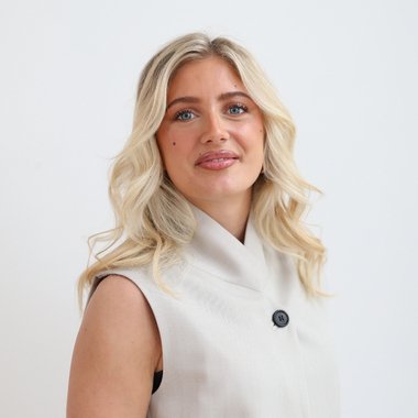 viivi k. - Freelance Brand Designer