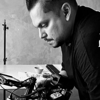 Nando C. - Freelance Videographer