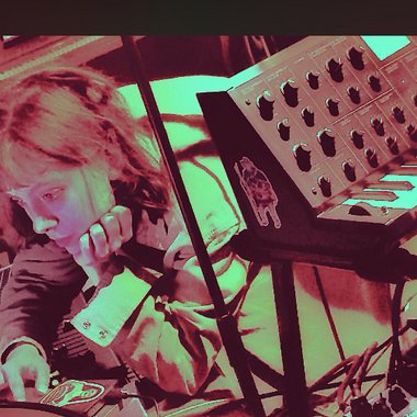 Flor (. - Freelance Sound Designer