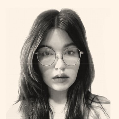 Anastasiia B. - Freelance Designer